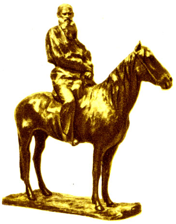 Л. Н. Толстой на коне. Скульптура П. Трубецкого.